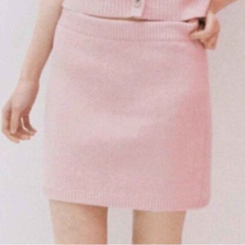 New Zara Sweater Knit Pink mini skirt